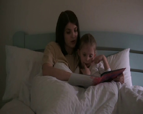 试管婴儿移植12天出血：HCG翻倍保胎与供卵助孕的成功之路